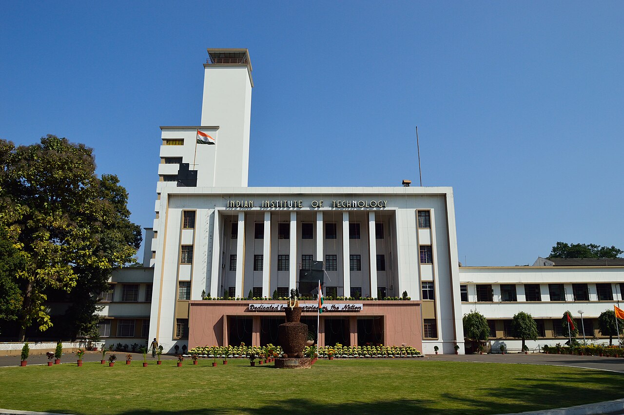 Top Engineering Colleges in West Bengal 2026: NIRF Ranks & Fees